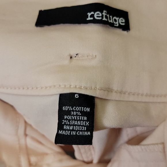 Refuge high waist shorts size 6 - Picture 6 of 6